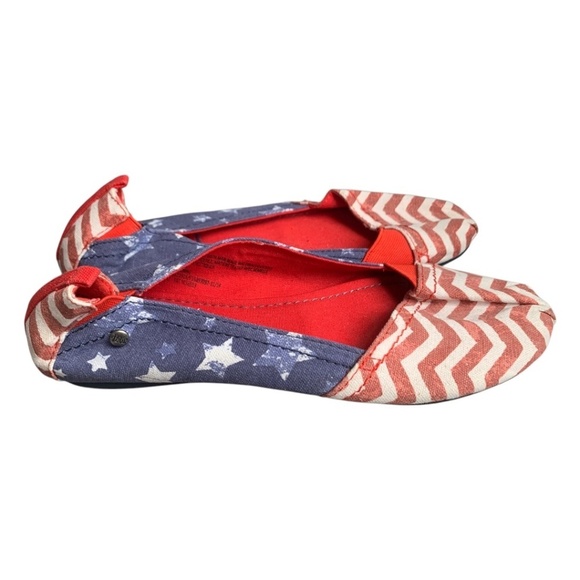Mad Love Women's Shoes Size 10 Flats Patriotic USA Flag Flats Cushion - Picture 2 of 7